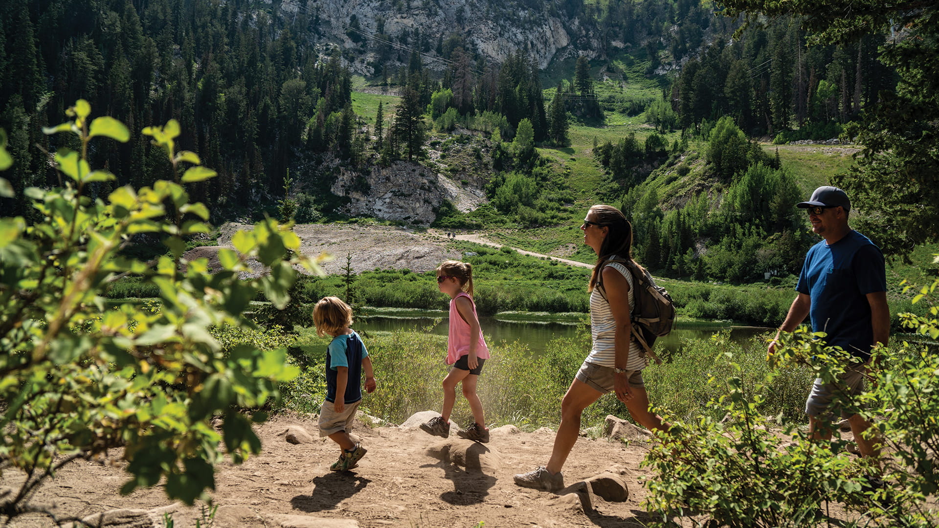 Family shop hiking trips